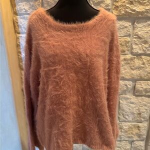 Ellen Tracy Soft Pink Fuzzy Sweater